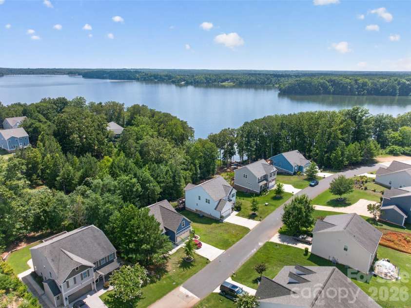 15241 Windward Lane, Lancaster, SC 29720.  MLS# CAR4404611, YatesRealty ID 6123. 