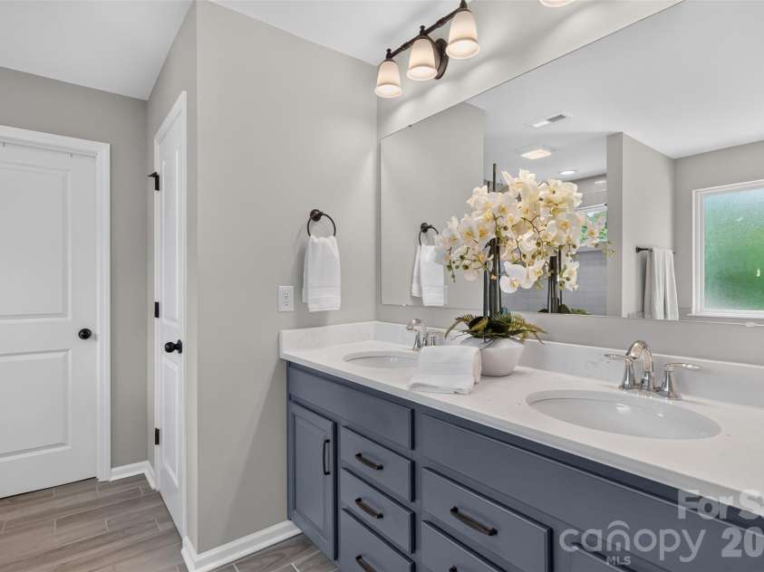 15241 Windward Lane, Lancaster, SC 29720.  MLS# CAR4404611, YatesRealty ID 6123. Dual vanity bathroom