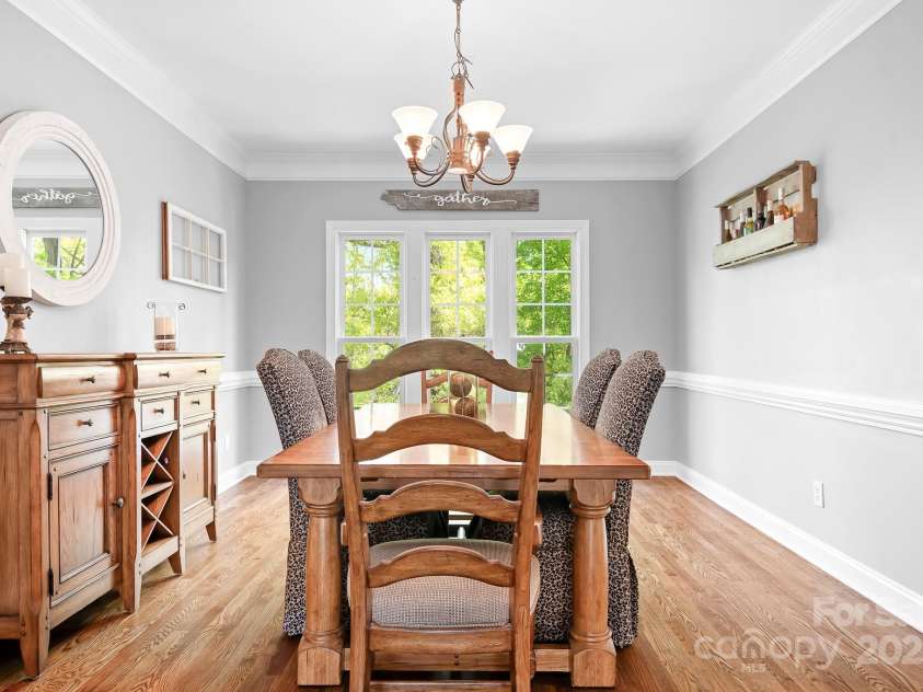 3934 Blue Dory Lane, Denver, NC 28037.  MLS# CAR4240186, YatesRealty ID 6123. Bright dining room with beautiful view.
