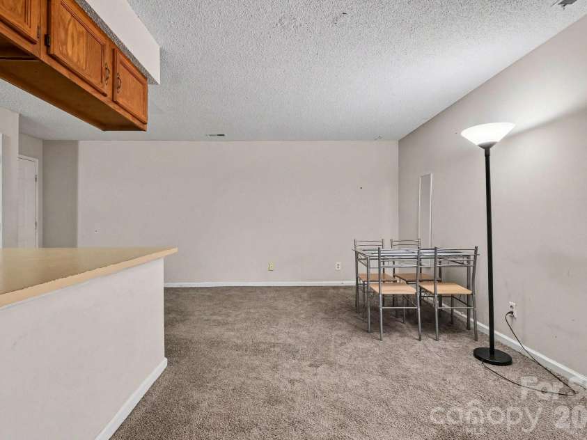 6234 Rosecroft Drive, Charlotte, NC 28215.  MLS# CAR4350385, YatesRealty ID 6125. 