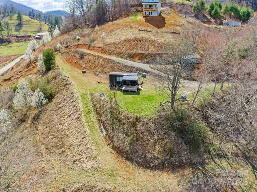 41 Hawks Ridge Estate, Burnsville, NC 28714.  MLS# CAR4246648, YatesRealty ID 6126. 
