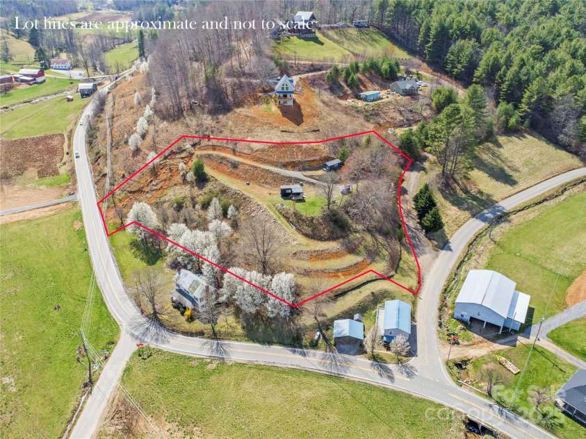 41 Hawks Ridge Estate, Burnsville, NC 28714.  MLS# CAR4246648, YatesRealty ID 6126. 