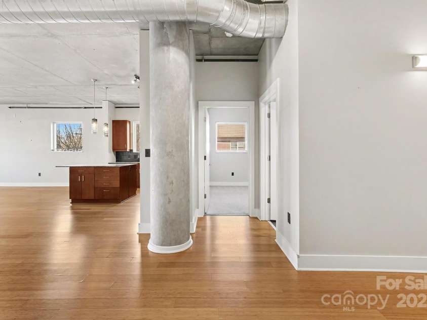 505 Sixth Street, Charlotte, NC 28202.  MLS# CAR4331370, YatesRealty ID 6127. 