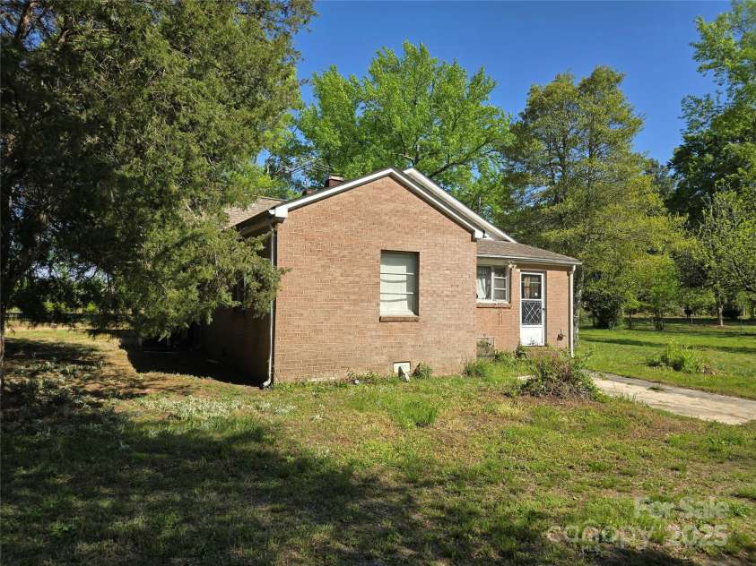 8860 Castor Road, Salisbury, NC 28146.  MLS# CAR4247320, YatesRealty ID 6127. Rear view