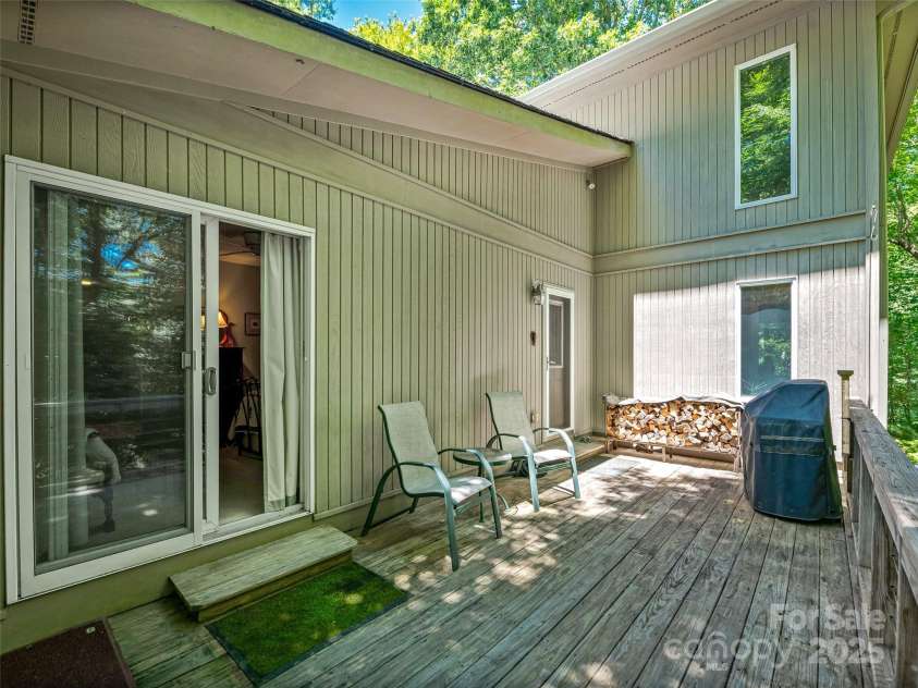 140 Grouse Lane, Brevard, NC 28712.  MLS# CAR4247266, YatesRealty ID 6128. Grilling porch off butler's pantry.