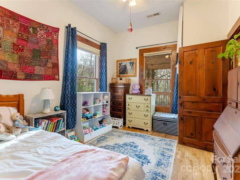 20 Meeks Road, Black Mountain, NC 28711.  MLS# CAR4232565, YatesRealty ID 6129. Bedroom 1