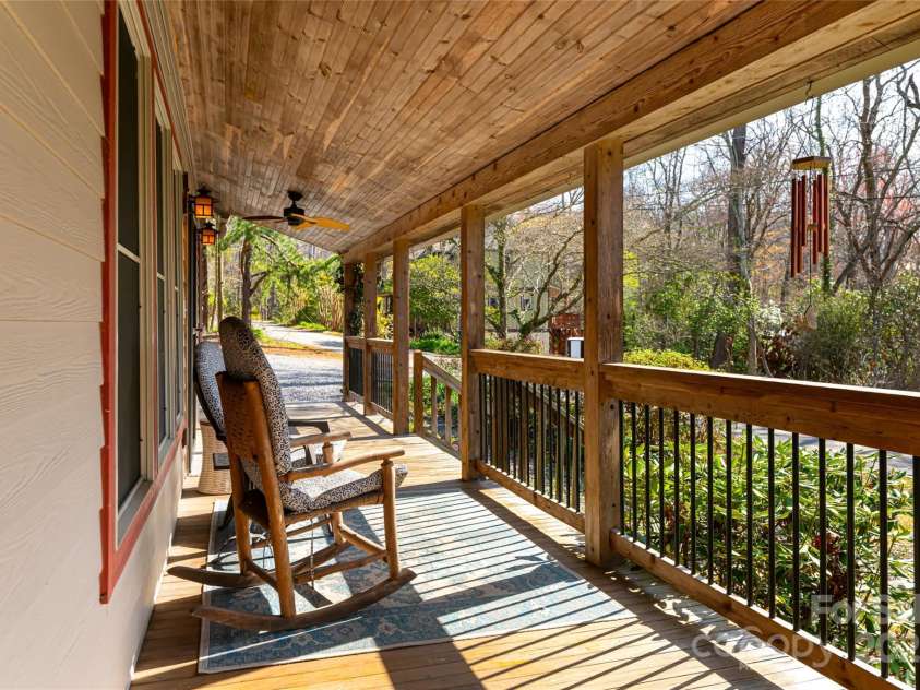 20 Meeks Road, Black Mountain, NC 28711.  MLS# CAR4232565, YatesRealty ID 6129. Covered front porch