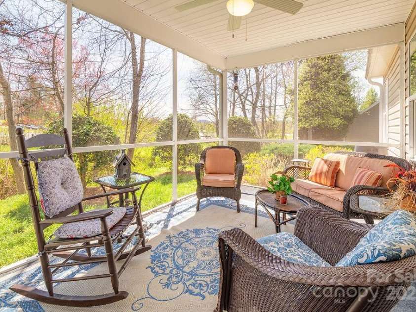 111 Eagle Creek Trail, Flat Rock, NC 28731.  MLS# CAR4246985, YatesRealty ID 6130. 