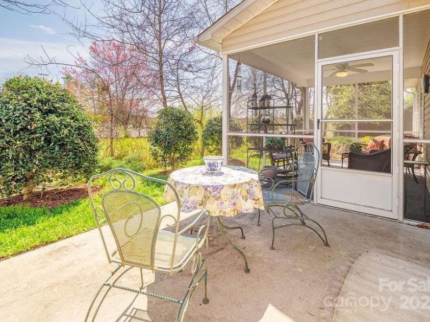 111 Eagle Creek Trail, Flat Rock, NC 28731.  MLS# CAR4246985, YatesRealty ID 6130. 