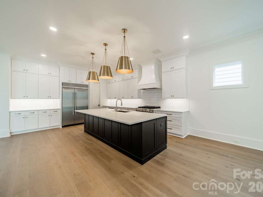 19040 Newburg Hill Road, Davidson, NC 28036.  MLS# CAR4321321, YatesRealty ID 6133. 
