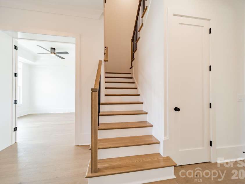 19040 Newburg Hill Road, Davidson, NC 28036.  MLS# CAR4321321, YatesRealty ID 6133. 