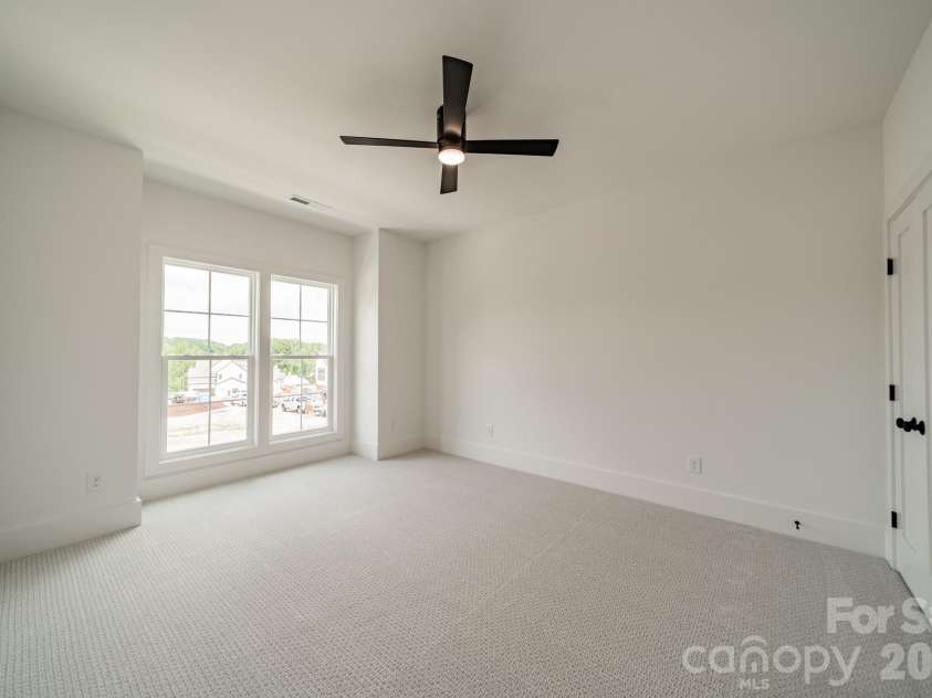19040 Newburg Hill Road, Davidson, NC 28036.  MLS# CAR4321321, YatesRealty ID 6133. 