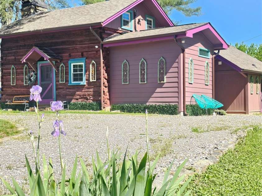 1104 old HWY 60 Highway, Wilkesboro, NC 28697.  MLS# CAR4176277, YatesRealty ID 6134. 