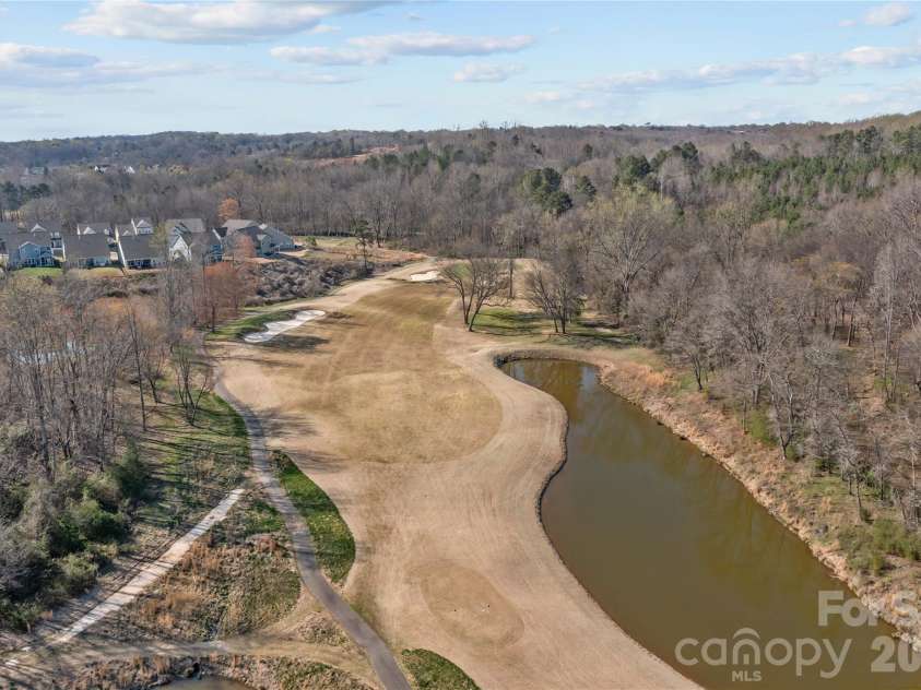 173 Canada Drive, Statesville, NC 28677.  MLS# CAR4355637, YatesRealty ID 6135. 