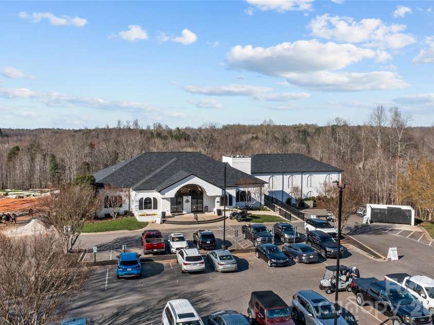 173 Canada Drive, Statesville, NC 28677.  MLS# CAR4355637, YatesRealty ID 6135. 