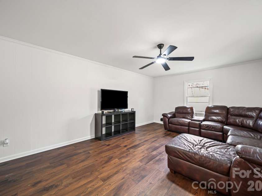 4083 Hord Road, Sharon, SC 29742.  MLS# CAR4338409, YatesRealty ID 6137. 