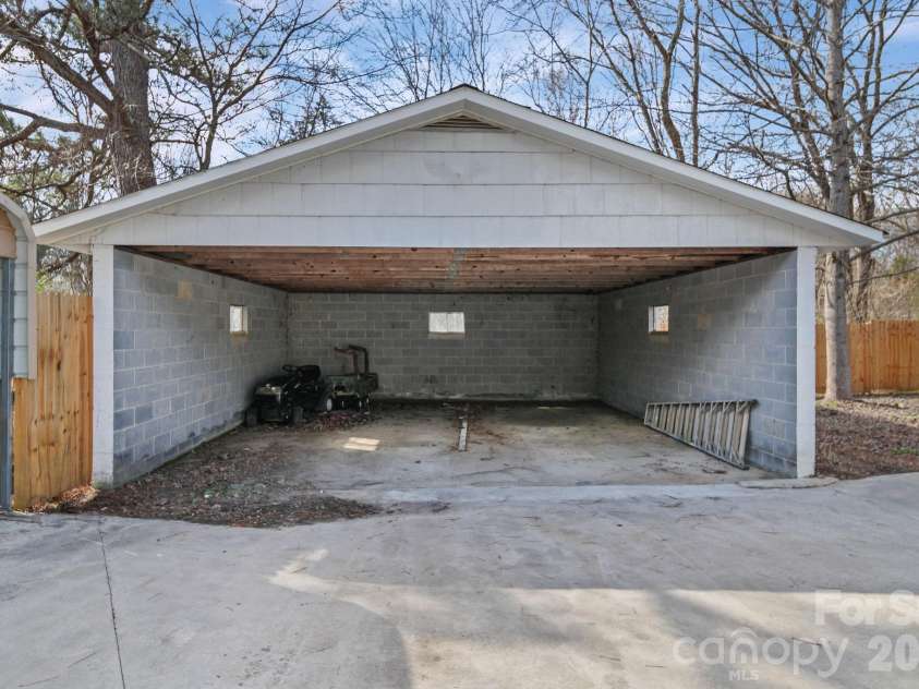 4083 Hord Road, Sharon, SC 29742.  MLS# CAR4338409, YatesRealty ID 6137. 