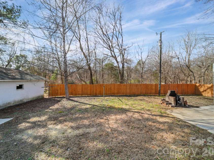 4083 Hord Road, Sharon, SC 29742.  MLS# CAR4338409, YatesRealty ID 6137. 