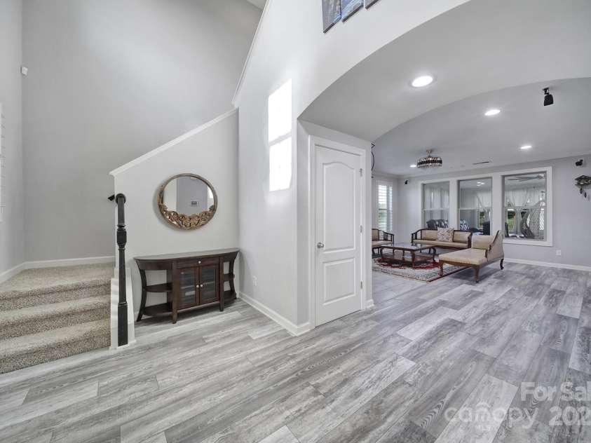 610 Blaise Court, Matthews, NC 28104.  MLS# CAR4243862, YatesRealty ID 6137. 