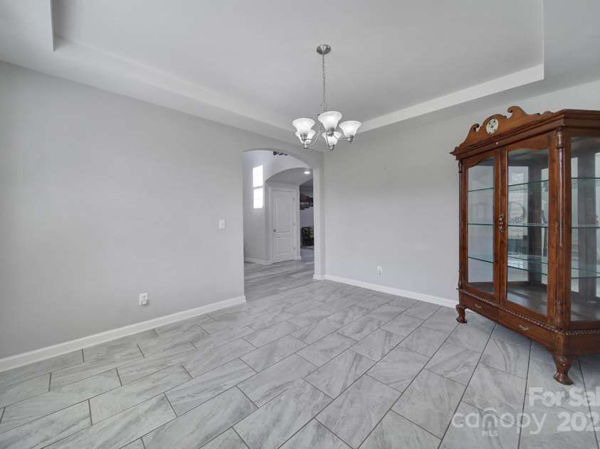 610 Blaise Court, Matthews, NC 28104.  MLS# CAR4243862, YatesRealty ID 6137. 