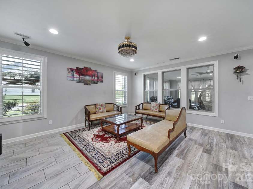 610 Blaise Court, Matthews, NC 28104.  MLS# CAR4243862, YatesRealty ID 6137. 