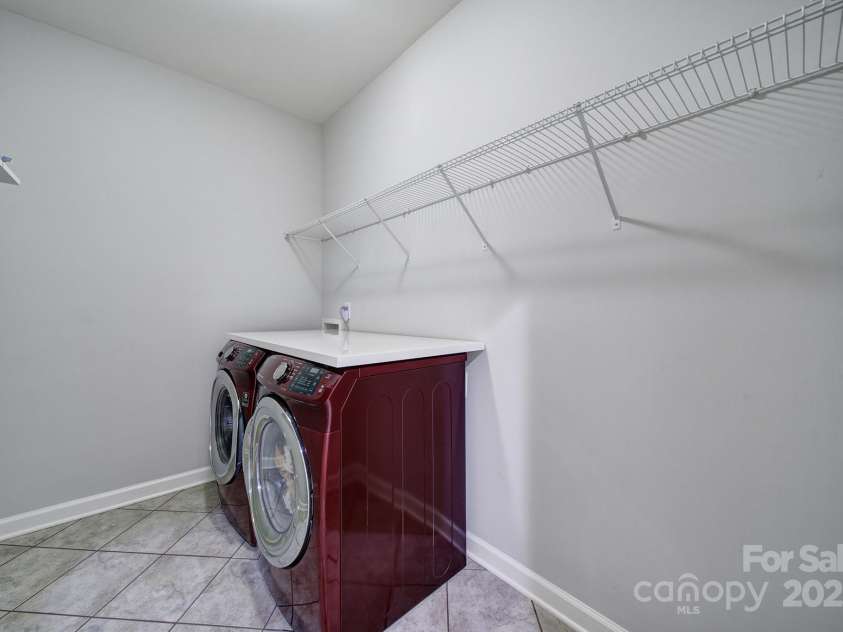 610 Blaise Court, Matthews, NC 28104.  MLS# CAR4243862, YatesRealty ID 6137. 