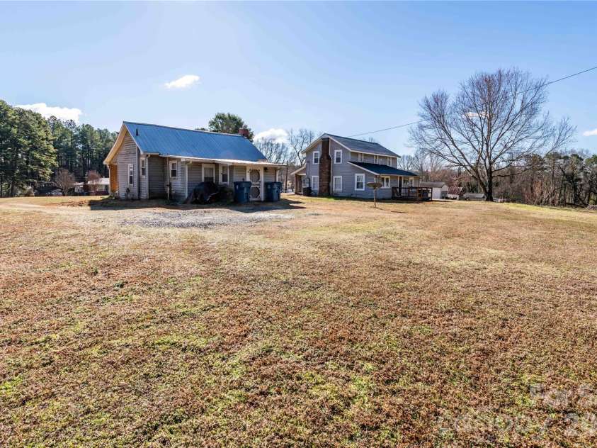 470 & 460 Moose Road, Mount Pleasant, NC 28124.  MLS# CAR4346146, YatesRealty ID 6139. 