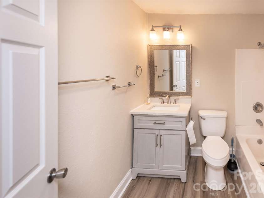 470 & 460 Moose Road, Mount Pleasant, NC 28124.  MLS# CAR4346146, YatesRealty ID 6139. Bathroom