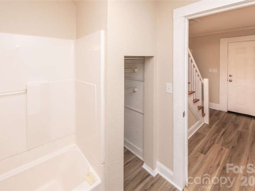 470 & 460 Moose Road, Mount Pleasant, NC 28124.  MLS# CAR4346146, YatesRealty ID 6139. Bathroom