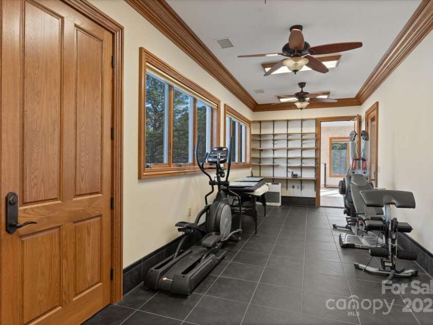 151 Pine Ridge Road, Burnsville, NC 28714.  MLS# CAR4217330, YatesRealty ID 614. 
