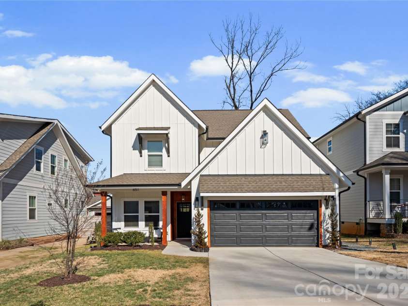 651 Tennyson Drive, Charlotte, NC 28208.  MLS# CAR4347762, YatesRealty ID 6140. 