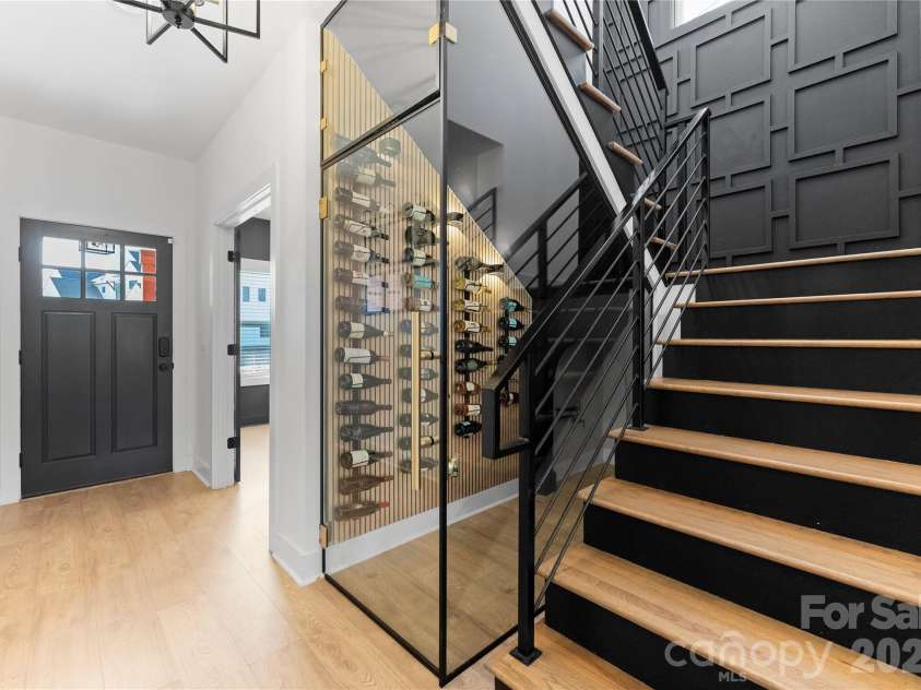 651 Tennyson Drive, Charlotte, NC 28208.  MLS# CAR4347762, YatesRealty ID 6140. 