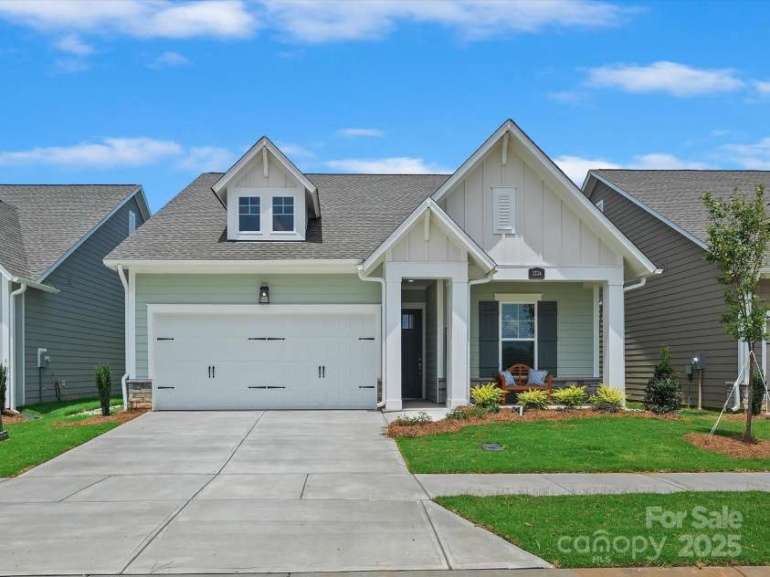 1334 Idyllic Lane, Waxhaw, NC 28173.  MLS# CAR4247949, YatesRealty ID 6141. 