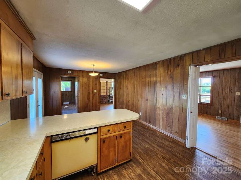 7390 Burke County Line Road, Hickory, NC 28602.  MLS# CAR4292250, YatesRealty ID 6142. 
