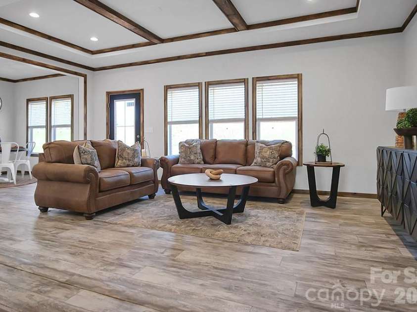 1423 Chatfield Road, Shelby, NC 28150.  MLS# CAR4360031, YatesRealty ID 6143. 
