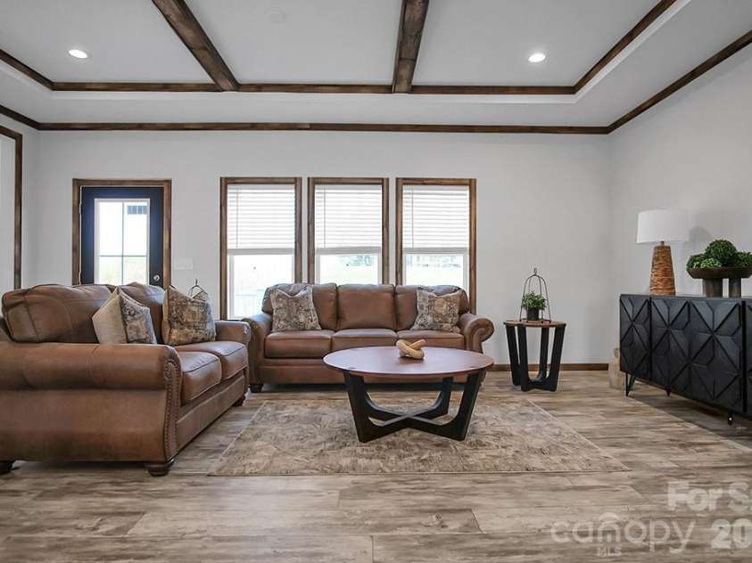 1423 Chatfield Road, Shelby, NC 28150.  MLS# CAR4360031, YatesRealty ID 6143. 