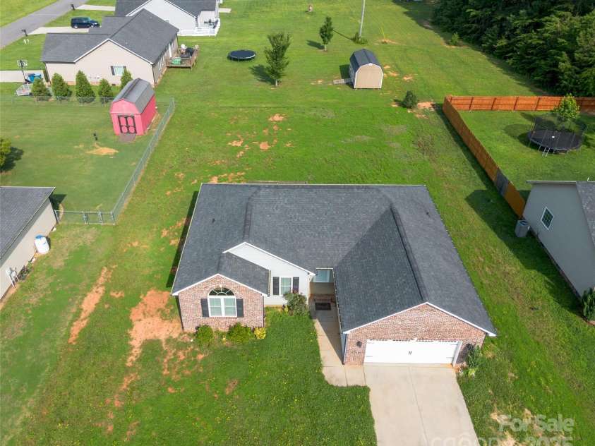 4193 He Propst Road, Maiden, NC 28650.  MLS# CAR4248027, YatesRealty ID 6143. 