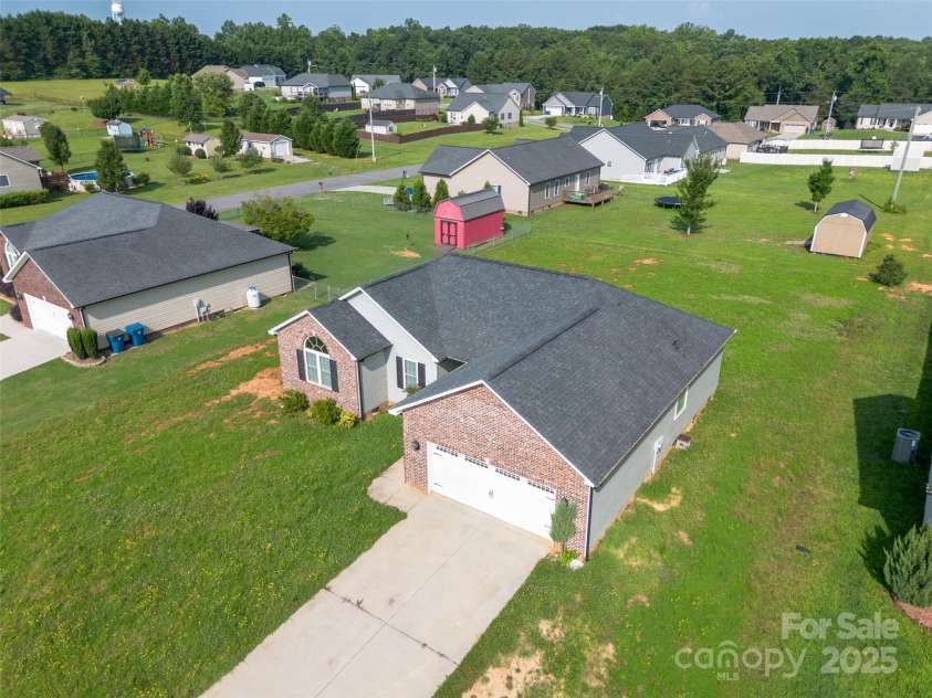 4193 He Propst Road, Maiden, NC 28650.  MLS# CAR4248027, YatesRealty ID 6143. 