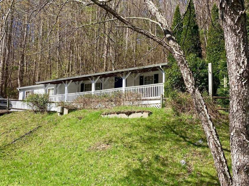 26 and 24 Crawford Cemetery Road, Sylva, NC 28779.  MLS# CAR4244011, YatesRealty ID 6144. 