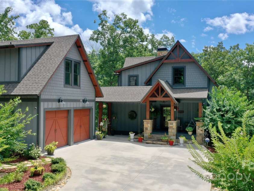 117 Amberleaf Way, Cullowhee, NC 28723.  MLS# CAR4244363, YatesRealty ID 6145. 