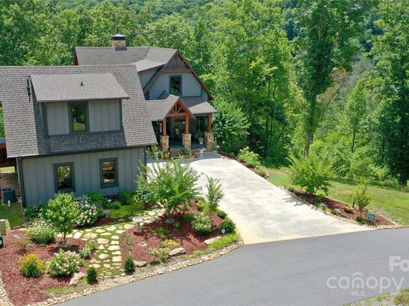 117 Amberleaf Way, Cullowhee, NC 28723.  MLS# CAR4244363, YatesRealty ID 6145. 