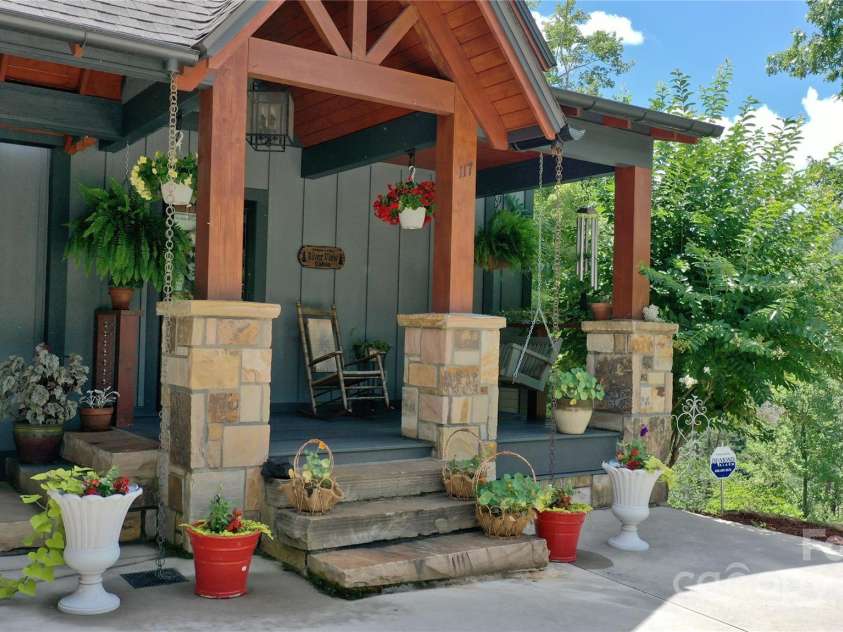 117 Amberleaf Way, Cullowhee, NC 28723.  MLS# CAR4244363, YatesRealty ID 6145. 