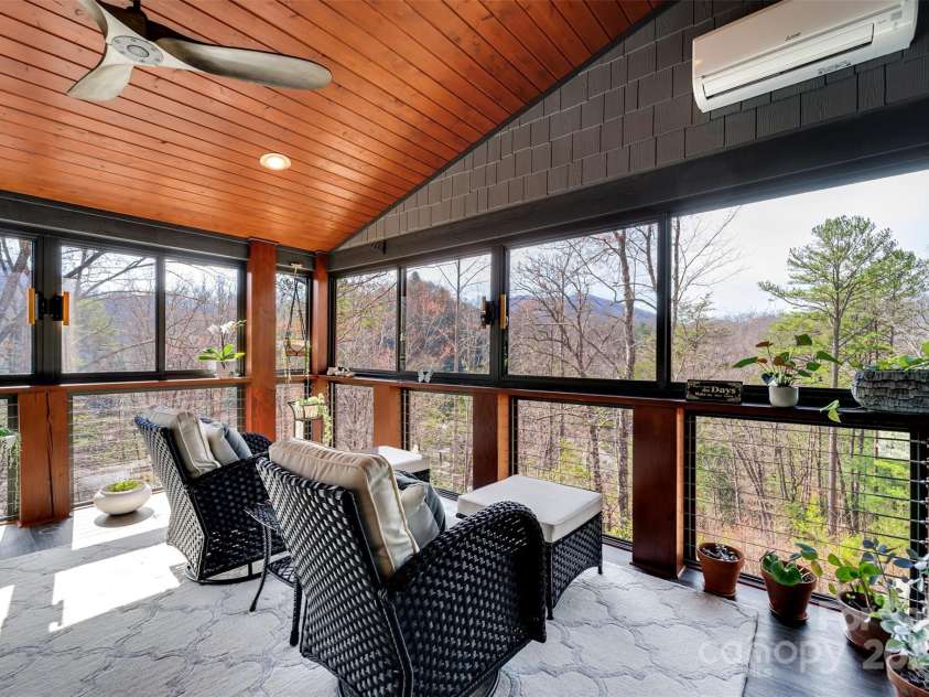 117 Amberleaf Way, Cullowhee, NC 28723.  MLS# CAR4244363, YatesRealty ID 6145. 