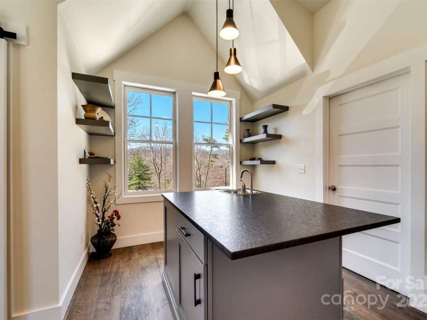 117 Amberleaf Way, Cullowhee, NC 28723.  MLS# CAR4244363, YatesRealty ID 6145. 