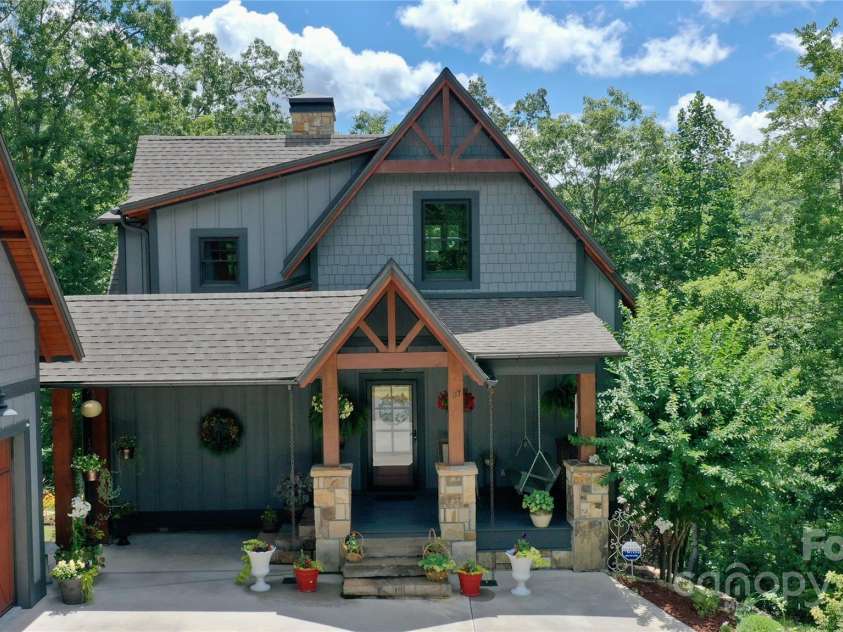 117 Amberleaf Way, Cullowhee, NC 28723.  MLS# CAR4244363, YatesRealty ID 6145. 
