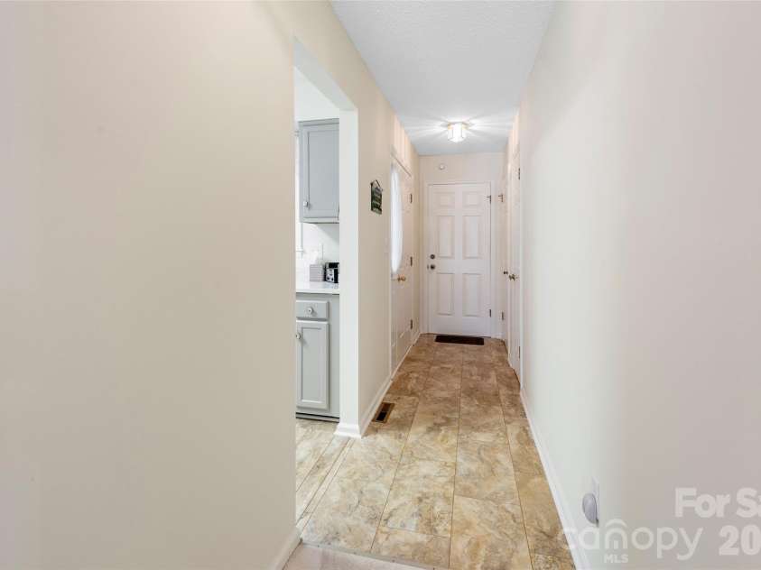 116 Lakeview Court, Brevard, NC 28712.  MLS# CAR4360444, YatesRealty ID 6146. 