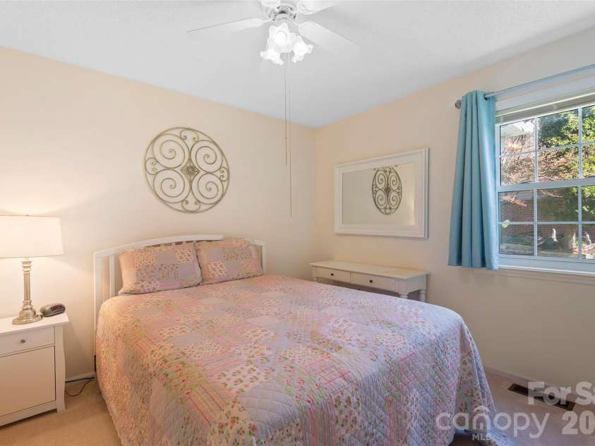 116 Lakeview Court, Brevard, NC 28712.  MLS# CAR4360444, YatesRealty ID 6146. 