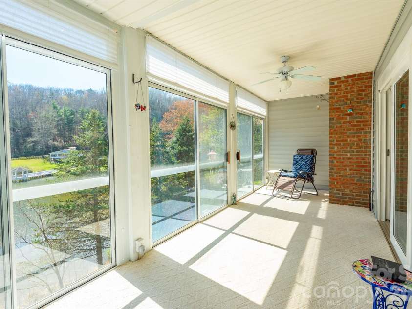 116 Lakeview Court, Brevard, NC 28712.  MLS# CAR4360444, YatesRealty ID 6146. 