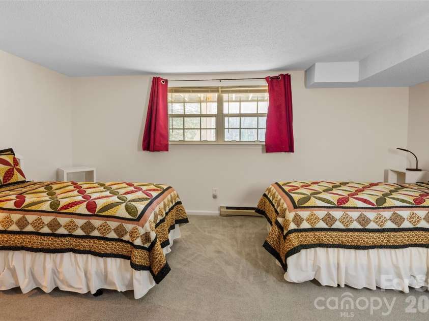 116 Lakeview Court, Brevard, NC 28712.  MLS# CAR4360444, YatesRealty ID 6146. 