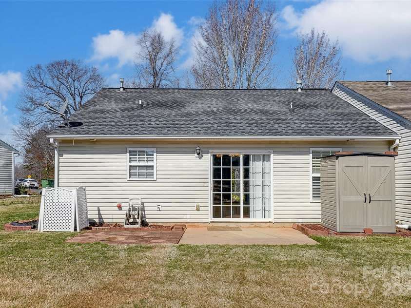 1362 Copper Creek Lane, Fort Mill, SC 29715.  MLS# CAR4225019, YatesRealty ID 6146. 